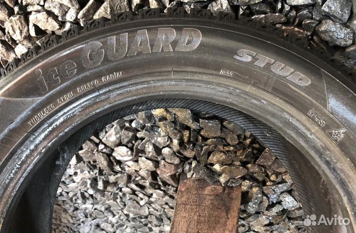 Yokohama Ice Guard Stud IG55 205/55 R16