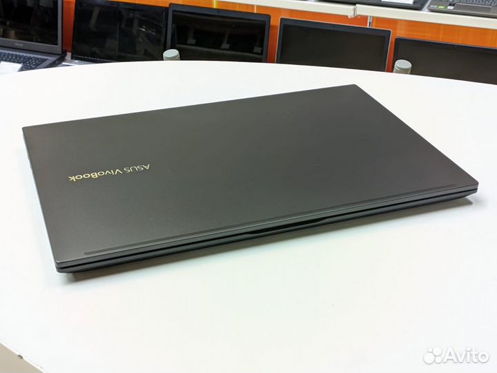 Витринный Asus 15.6