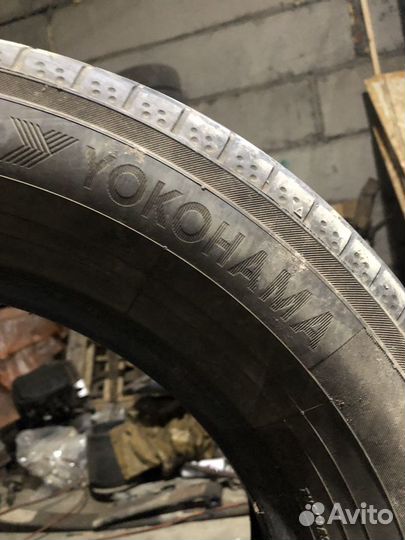 Yokohama BluEarth-A 215/65 R16