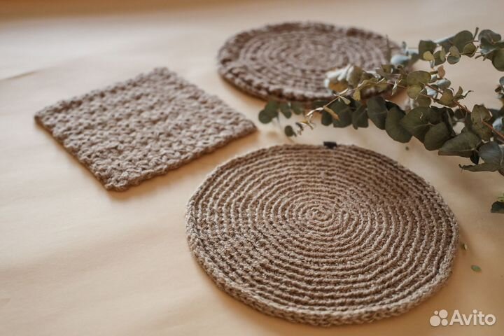 Салфетки сервировочные вязаные