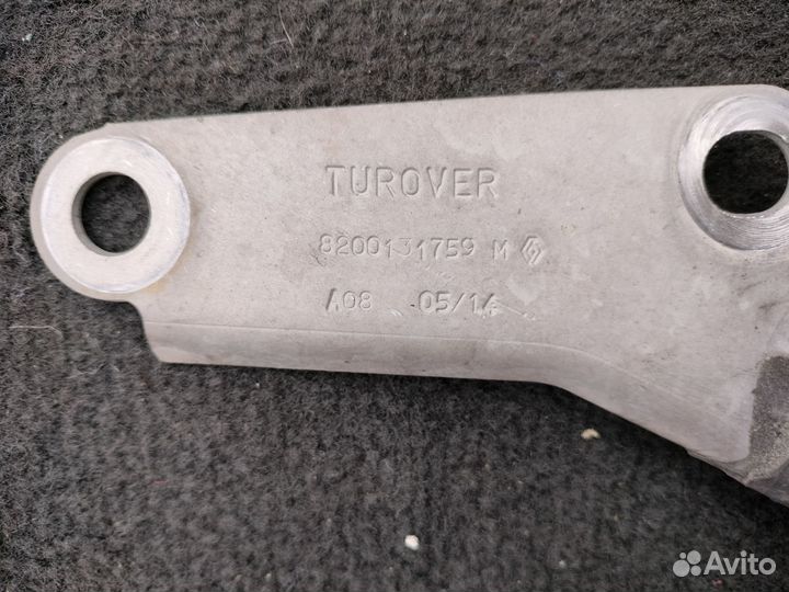 Кронштейн катализатора renault megane 3 RS