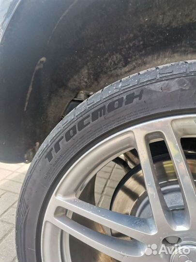 Tracmax F105 295/35 R21