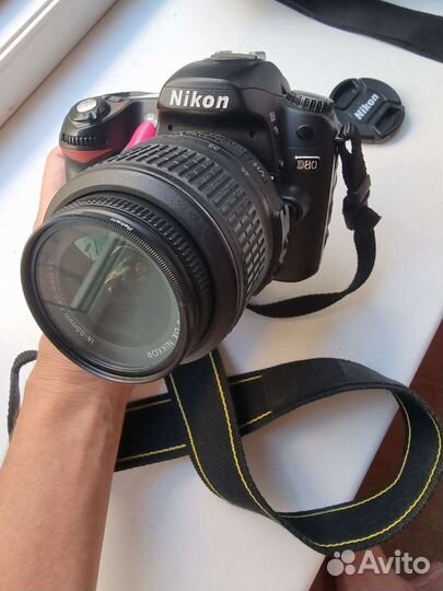 Зеркальный фотоаппарат Nikon