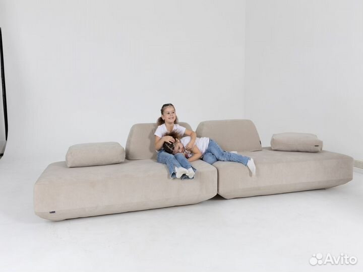 Диван со спальным местом 4400х1800 мм