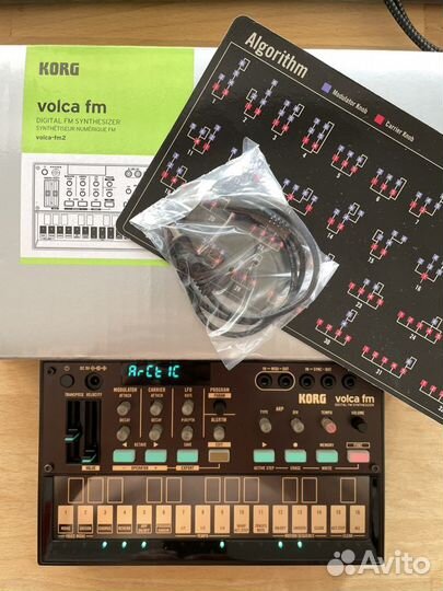 Синтезатор korg volca fm2