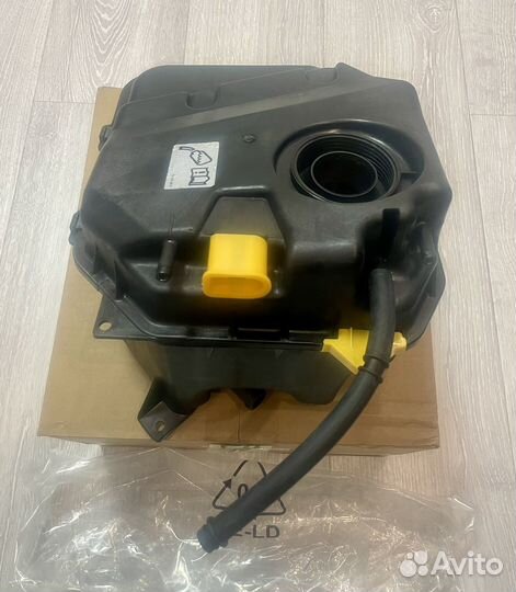 Расширительный бачек porsche vag