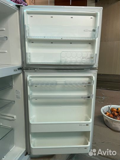 Холодильник бу sharp