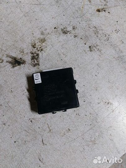Блок управления парктроником toyota camry 40