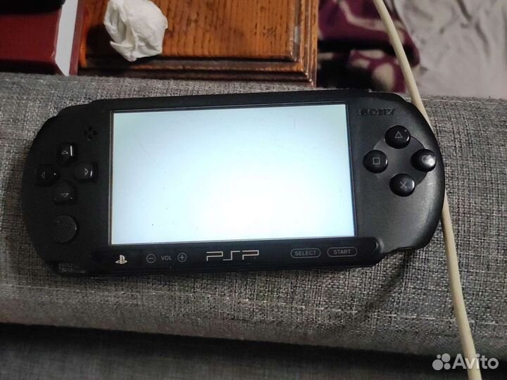 Sony PSP e 1003