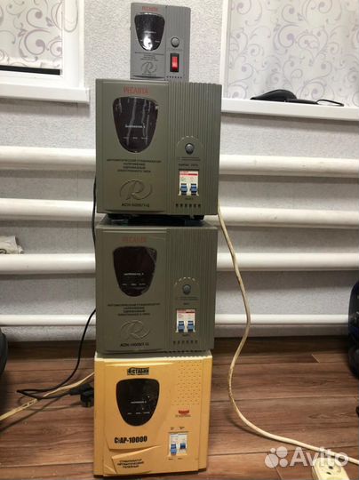 Стабилизатор напряжения