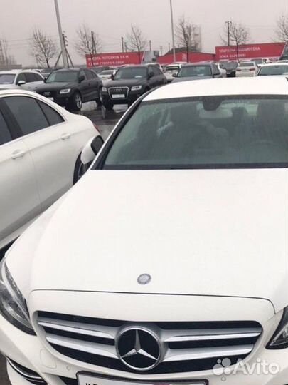 Оригинальная Решетка Mercedes С класс w205