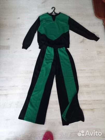 Спортивный костюм женский 46 размер