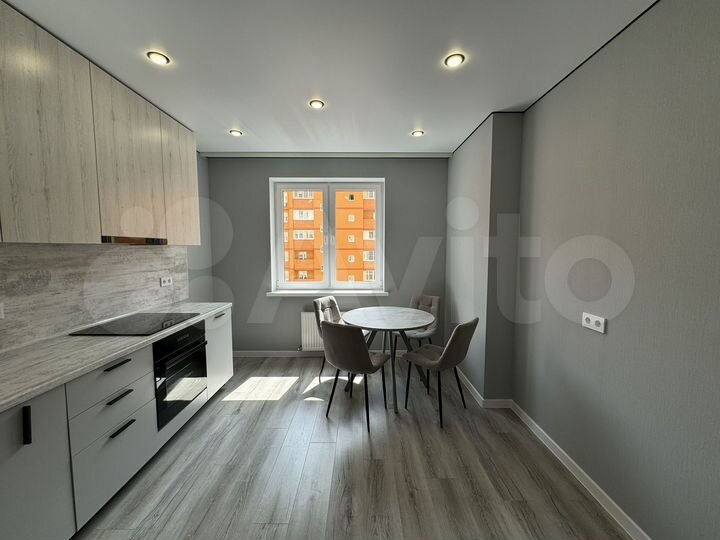 1-к. квартира, 40 м², 8/25 эт.