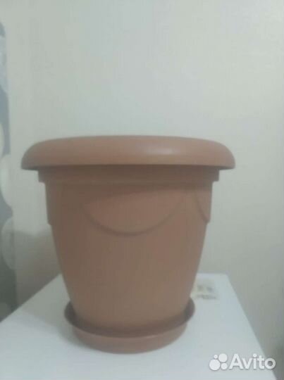 Горшок для цветка