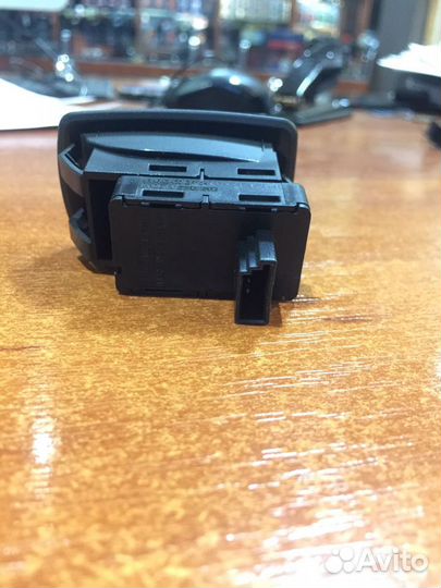 Выключатель cтеклоподъемника BMW