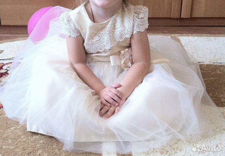 Платье нарядное рост 122