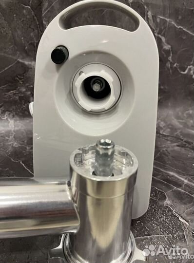 Мясорубка с овощерезкй.Новая/Дставка