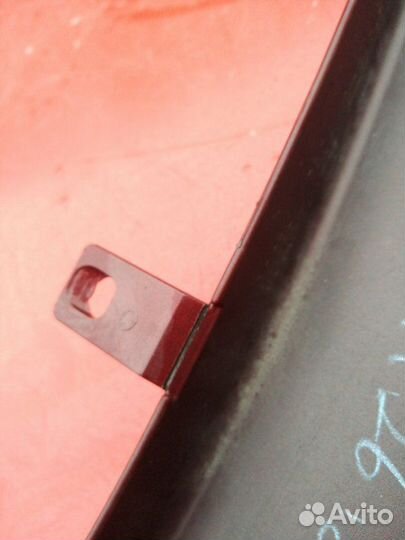 Молдинг на крыло передний правый Toyota Rav4