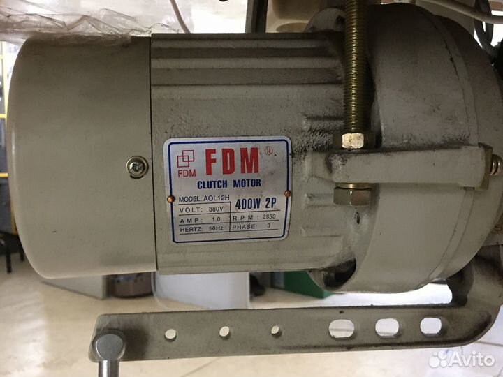 Швейная машина зиг-заг Siruba LZ457A-21