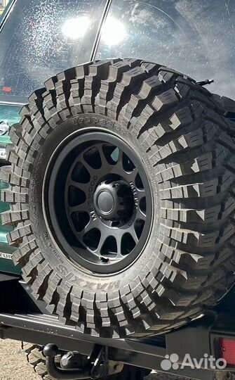 Maxxis 325 75 16 r