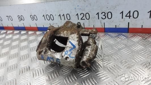 Суппорт тормозной передний левый toyota auris E150