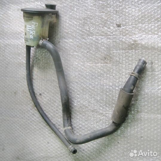 Бачок гур Ford Fiesta 1.3