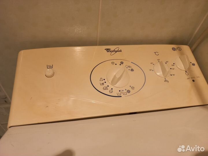 Стиральная машина с вертикальной загрузкой