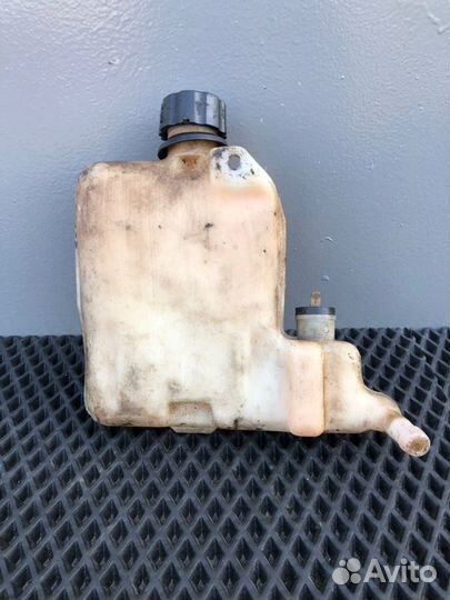 Масляный бачок Honda Dio 27 / 28