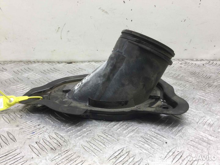 Кожух рулевой колонки Nissan Primera Qg18de