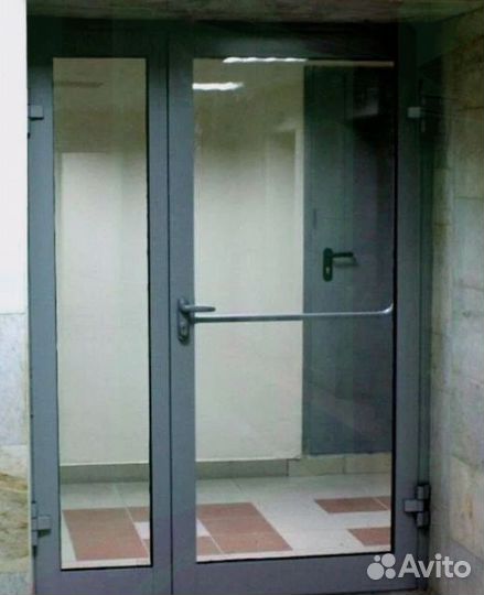 Двери входные алюминиевые