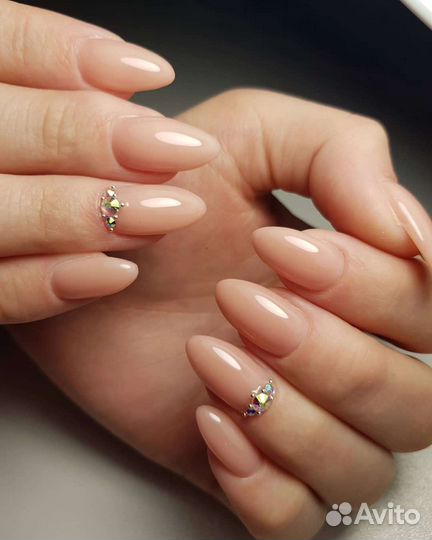 Мастер маникюра