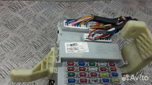 Блок предохранителей hyundai sonata 5 (NF) (9DN22M