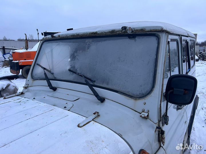 Рамка лобового стекла УАЗ 469 (хантер)
