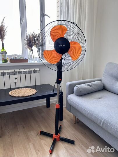 Вентилятор напольный vitek