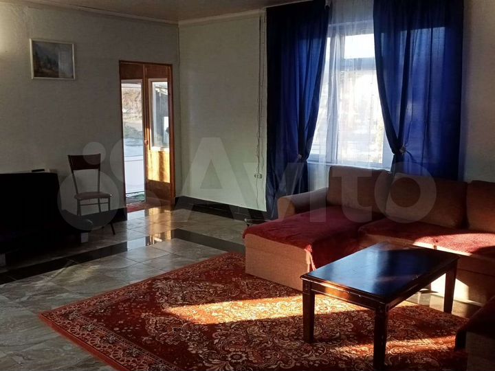 Гостиница, 700 м²