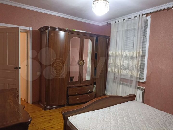 3-к. квартира, 95 м², 1/1 эт.