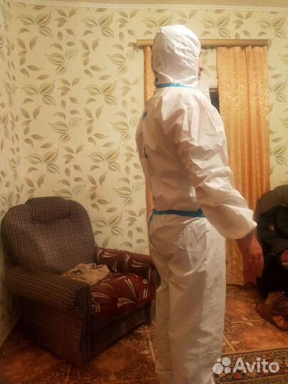 Защитный костюм