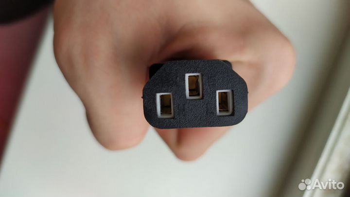 Кабель питания для компьютера