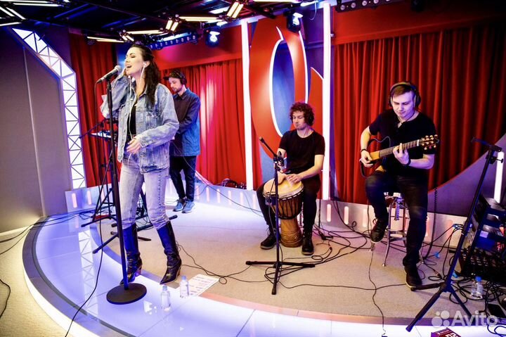 Обучение игре на акустической и бас-гитаре