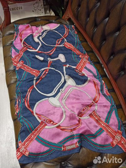 Палантин gucci креп шелк италия