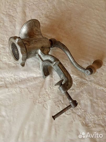Мясорубка ручная СССР чугунная