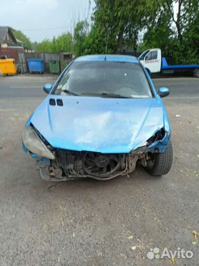 Разбор на запчасти Peugeot 206