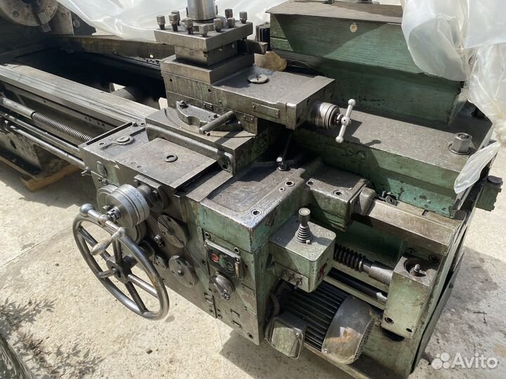 1М63мф101 Станок токарно-винторезный