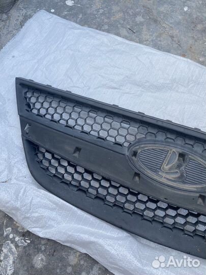 Решетка радиатора LADA largus