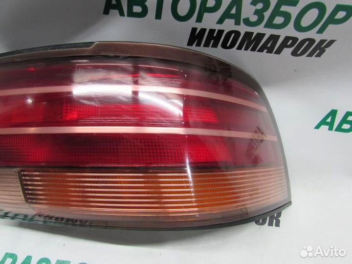 Фонарь задний правый для Toyota Vista 3 1990-1994