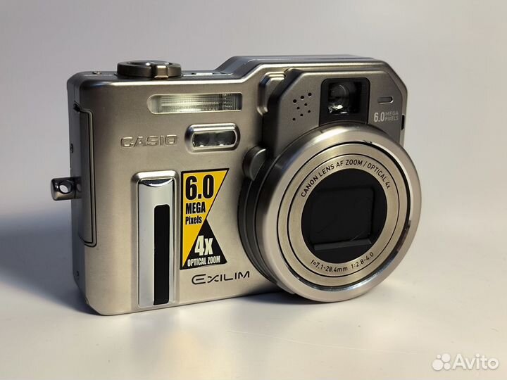 Компактный фотоаппарат Casio EX-P600 Япония
