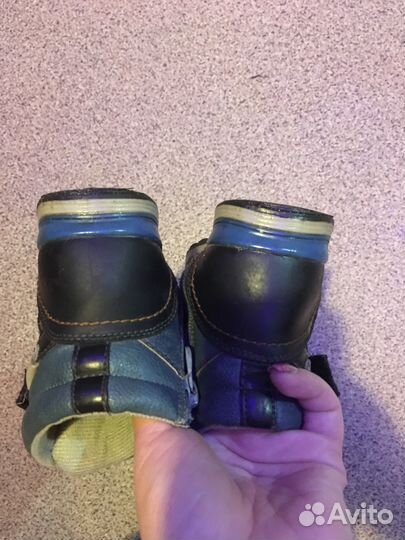 Ботинки демисезонные 26 размер