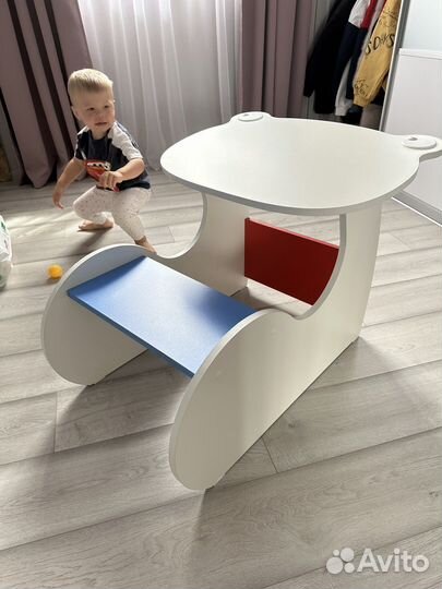 Столик для детей