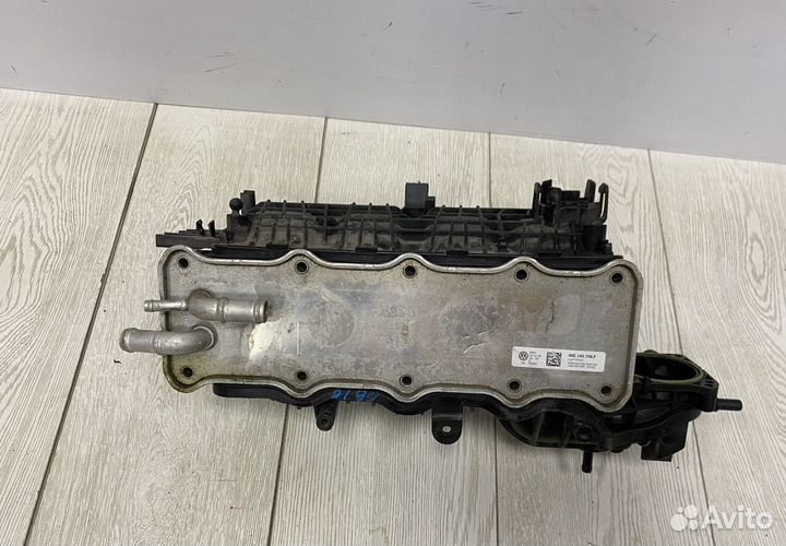 Впускной коллектор Skoda Octavia A7 1.4 OEM 04E129711L