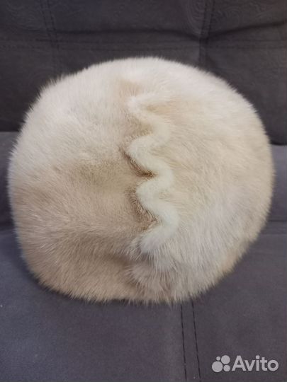 Берет женский норковый